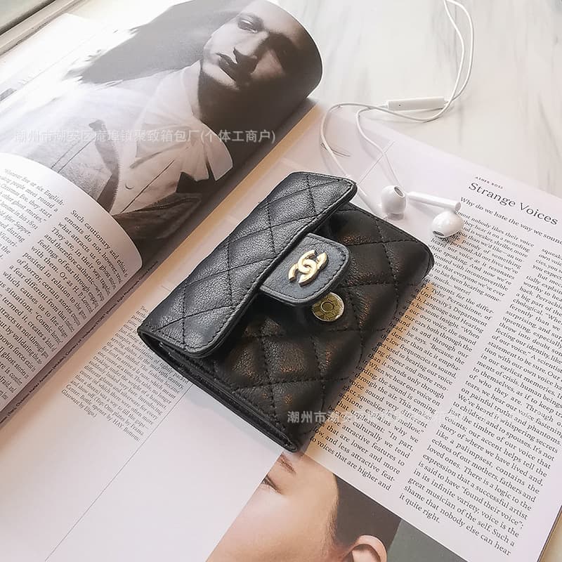 2026 New Embroidered Diamond Quilted Short Accordion Bag Casual Large Capacity Chanel-Style Mini Flap Coin Purse Card Holder