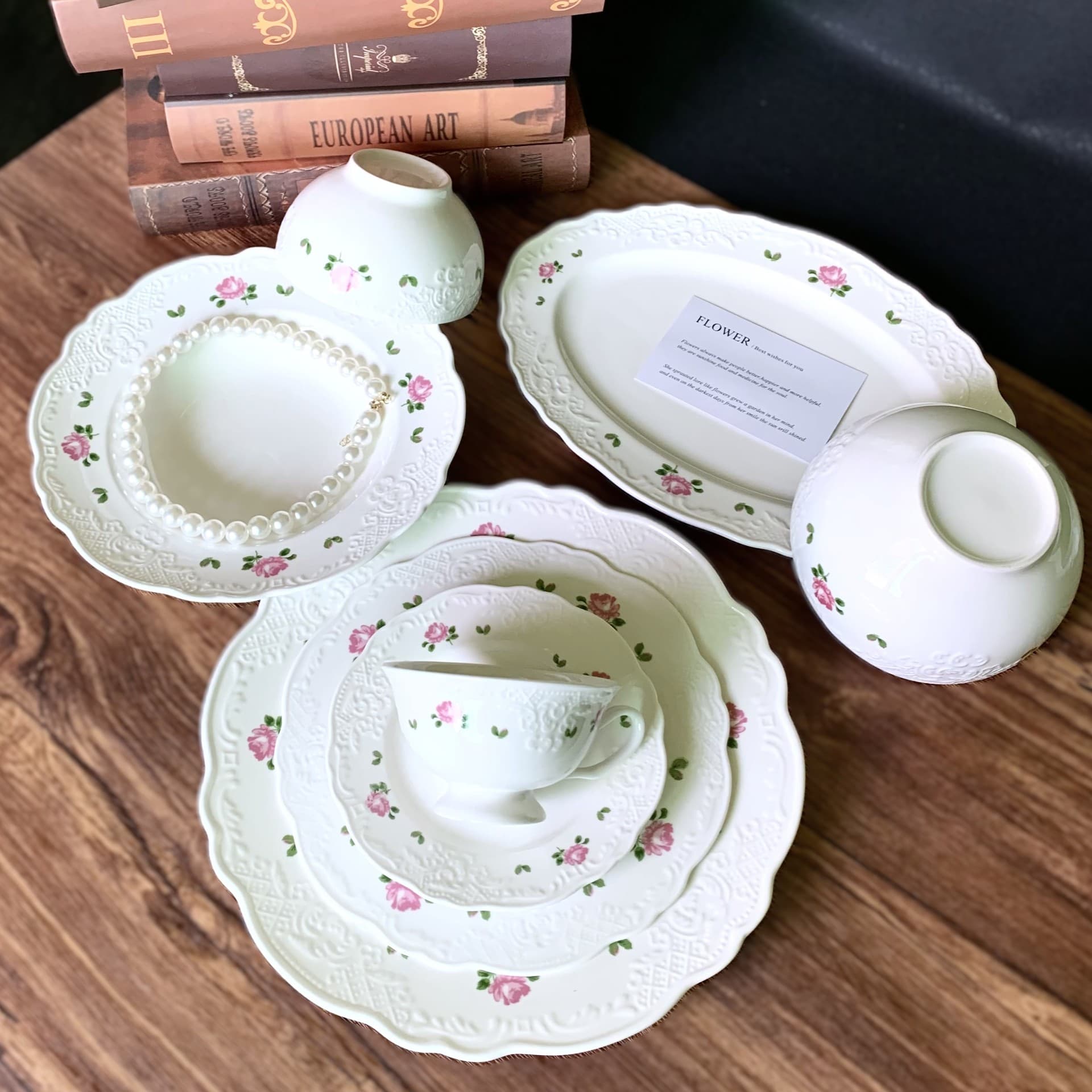 French retro embossed rose ceramic plate dessert Western food dish plate bowl tableware set household plate