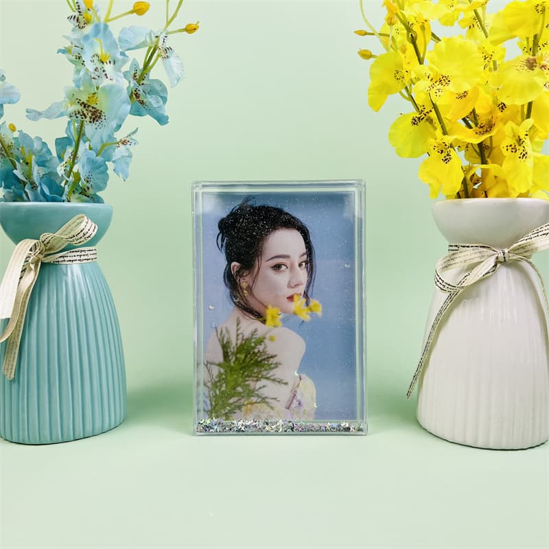 Dilraba Sand Photo Frame with 6-Inch Photo, Celebrity Merchandise Creative Oil-Embedded Acrylic Display Frame