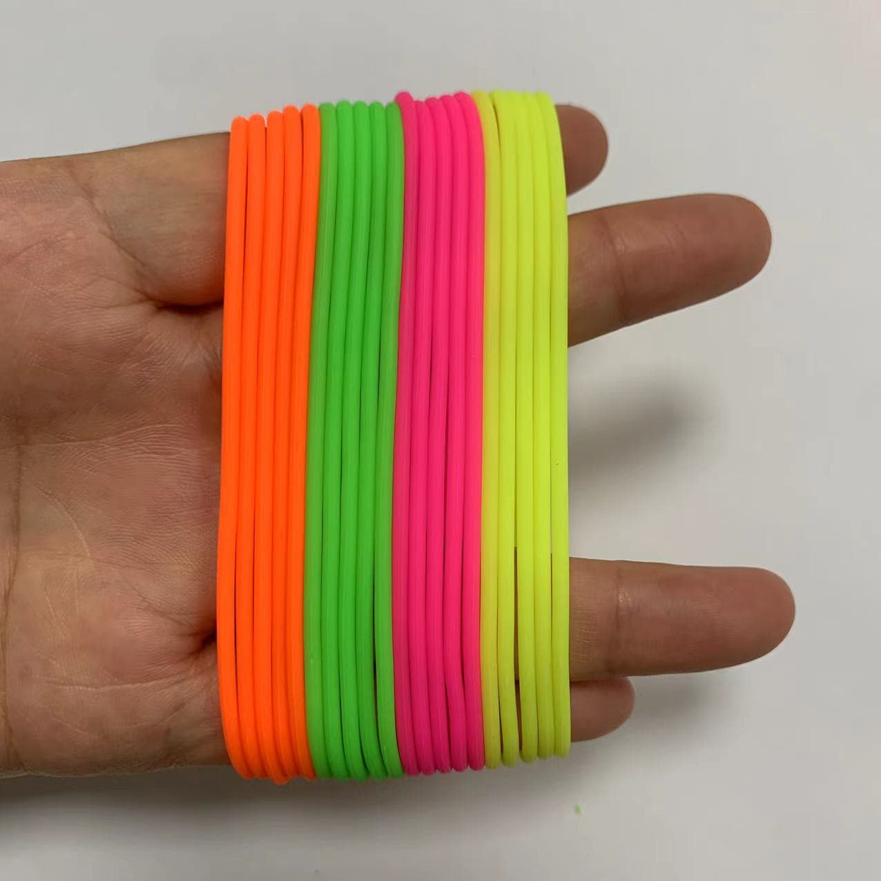 Available now! 65mm diameter, 2mm wire diameter, high elasticity, colored silicone glow-in-the-dark rubber band/silicone ring.