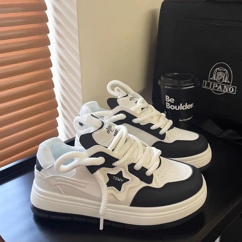 Milad Wear Star White Sneakers Women 2025 Spring/Autumn Fashion Casual Student Chunky Board Shoes