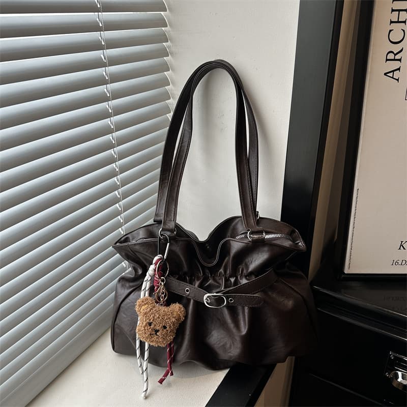 Solid Color High-Appeal Retro Underarm Bag 2026 New Fashion Design High-Appeal Trendy Commuter Pleated One-Shoulder Bag