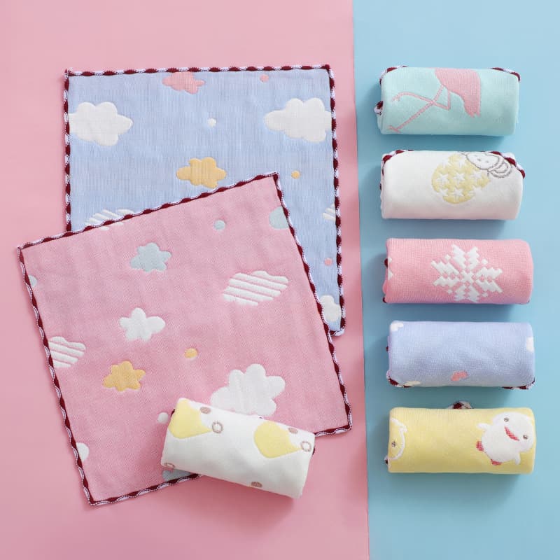 Pure cotton six-layer small square towels, wholesale for kindergarten handkerchiefs, gauze bibs, and all-cotton washcloths.