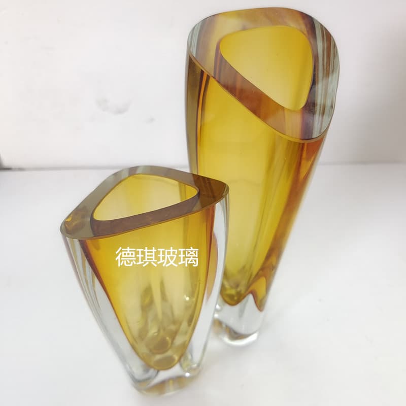 Glass vases, glass ornaments, craft glass, home decoration art glass