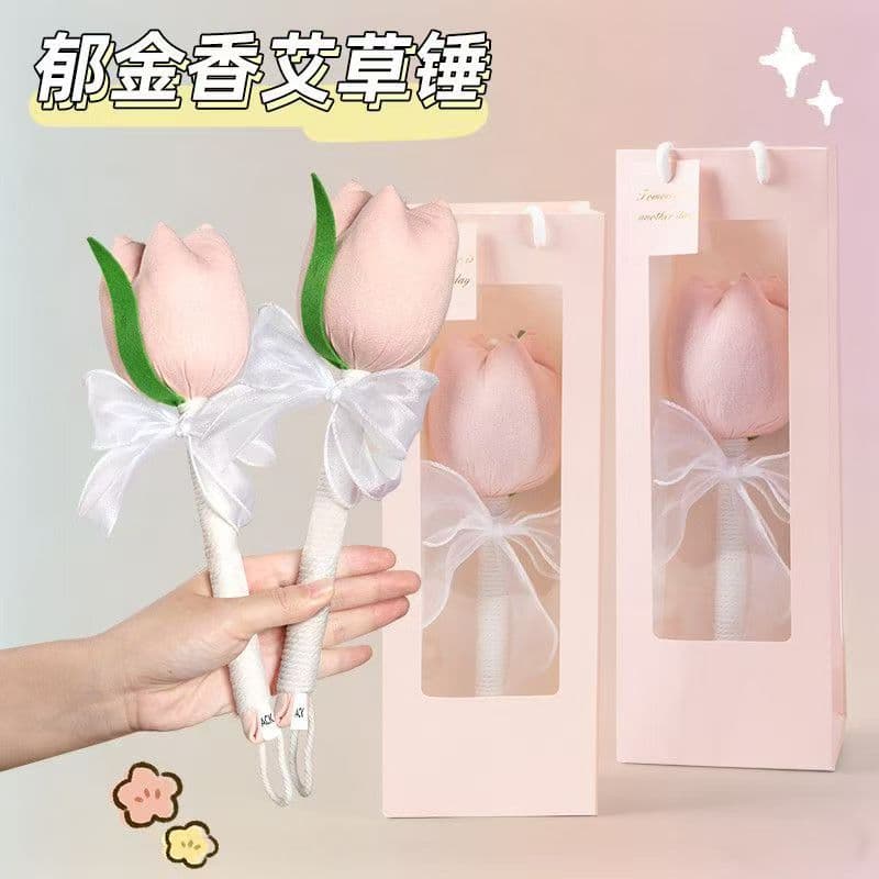 Valentine's Day gifts for girls, wormwood hammers, tulip flower souvenirs, health hammers for Chinese Valentine's Day gifts for girls