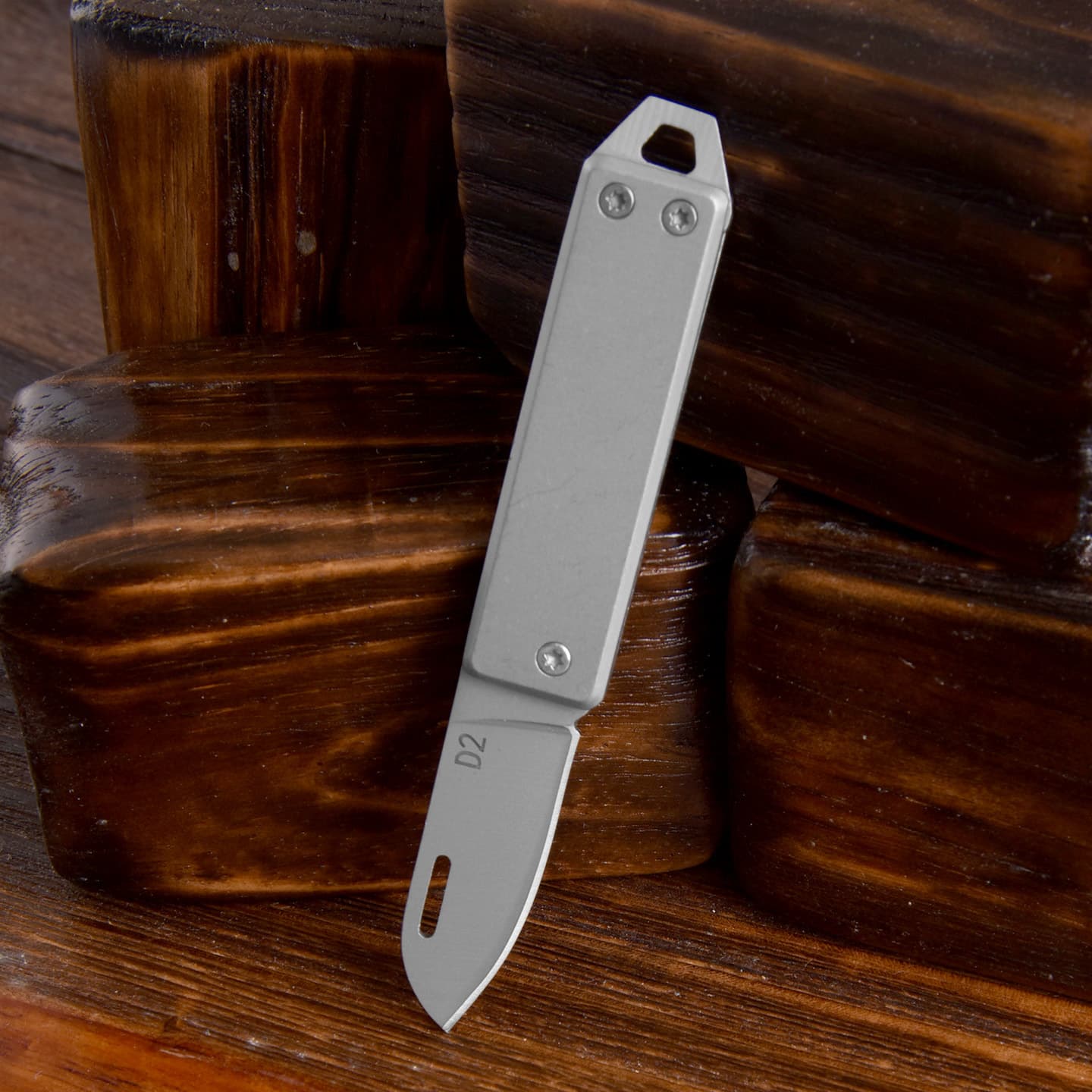 Mini Exquisite Pocket Folding Knife Sharp Compact Keychain Folding Knife Outdoor Portable Fruit Knife