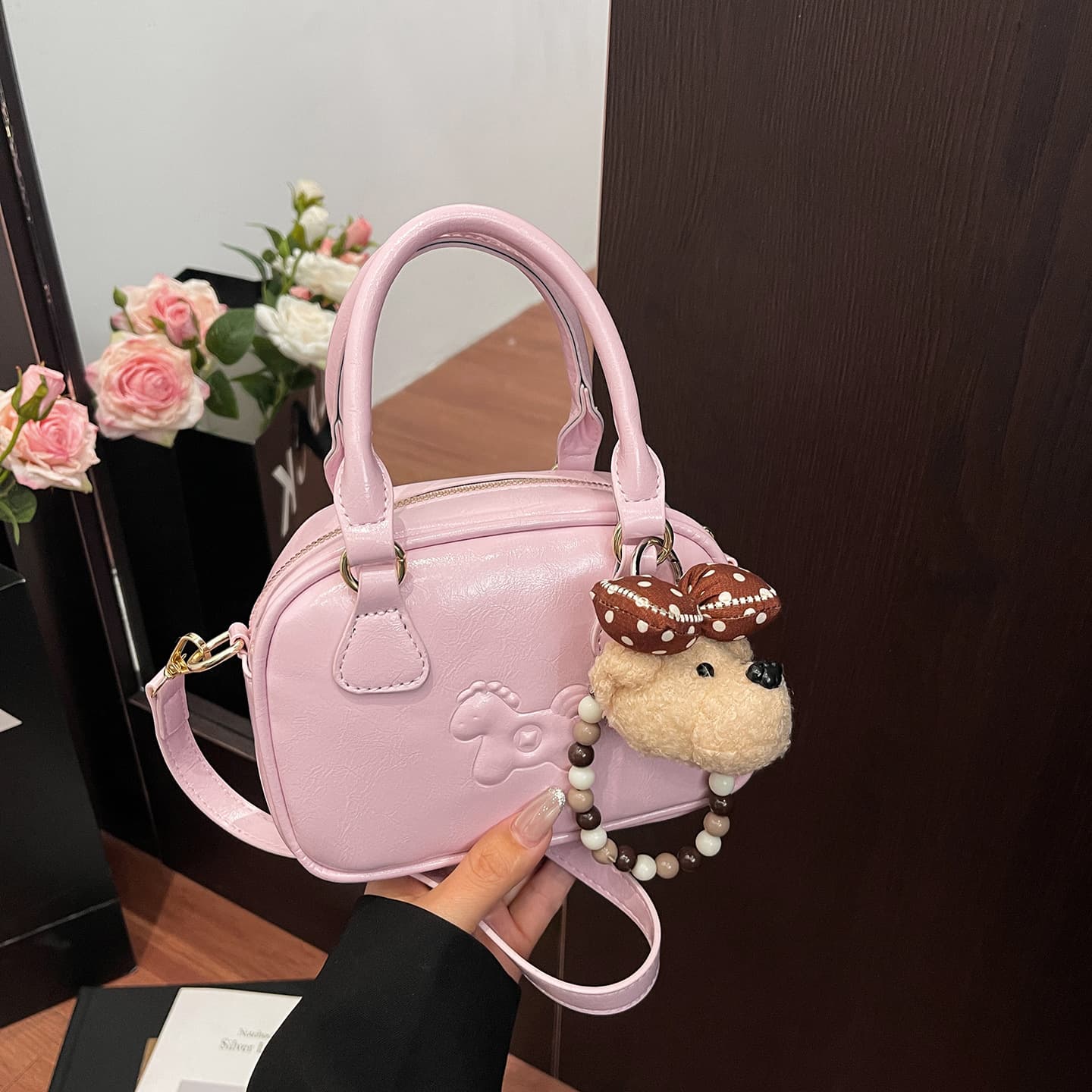 Korean style niche design women's bag 2026 spring new retro handbag commuting versatile texture crossbody bag