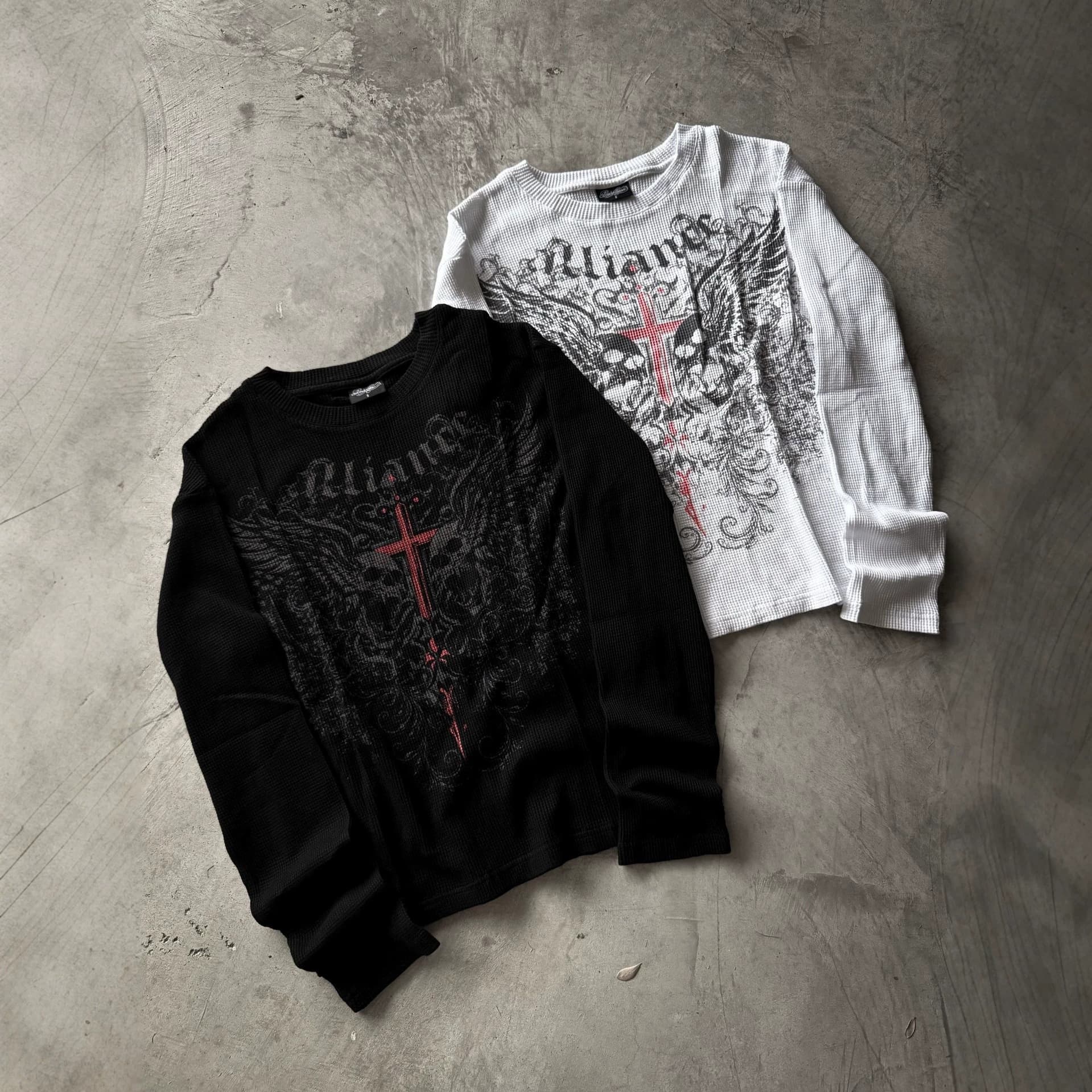 Vintage Dark Gothic Cross Waffle Long-Sleeve American Gothic Style Skull Wings Gradient Print Slim-Fit Base Shirt