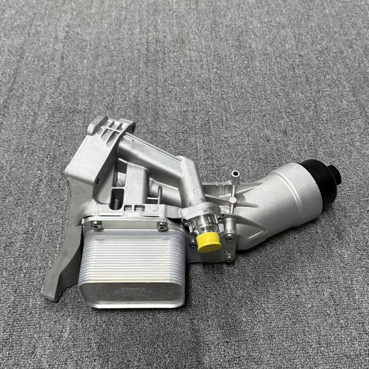 11428596283 Oil Filter Housing Aluminum Assembly for BMW E48 G12 Engine