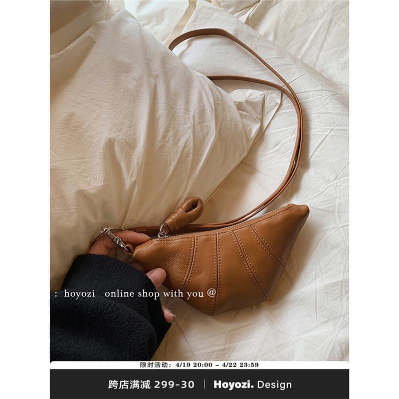 [Xiaoyoujia Bags] PU Ultra-Soft Leather Croissant Coin Purse Card Holder Neck Strap Bag Women's Mini Bag