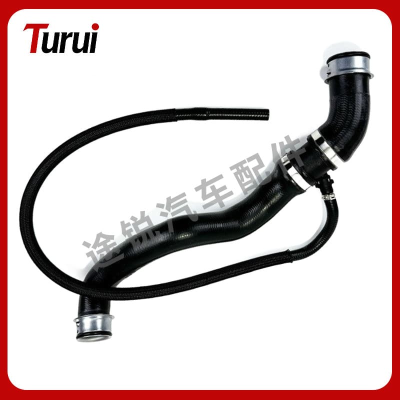 2035014582 Radiator Hose for Mercedes-Benz W203 Auto Parts Water Pipe