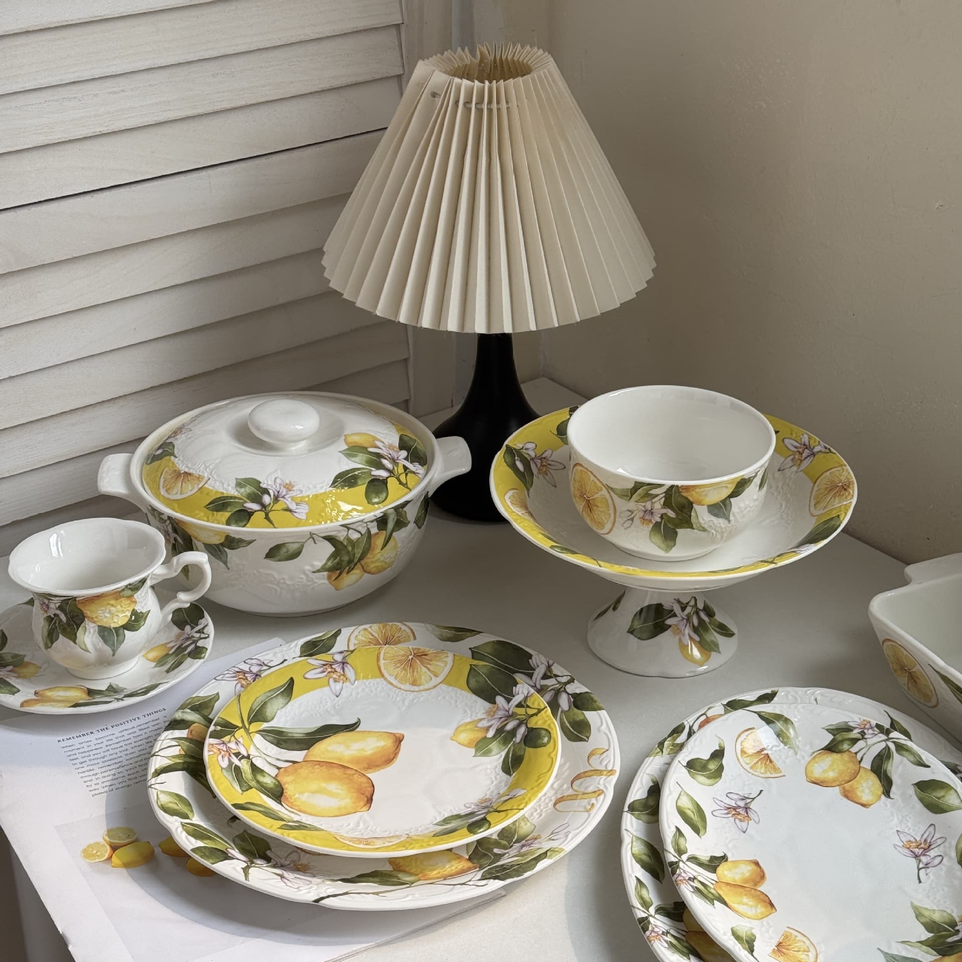 New French-style embossed summer lemon ceramic plates, bowls, cups, stemmed dishes, and soup bowls (Vintage Heavy Industry Series)