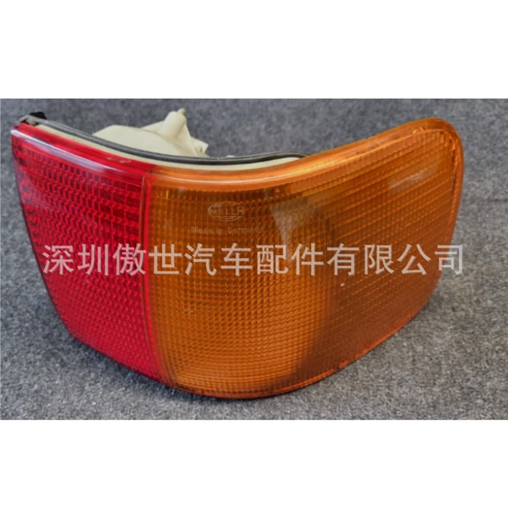 For Audi 100 A6 C4 Right Rear Tail Light 4A5945096 138008R 81550-2B330L815