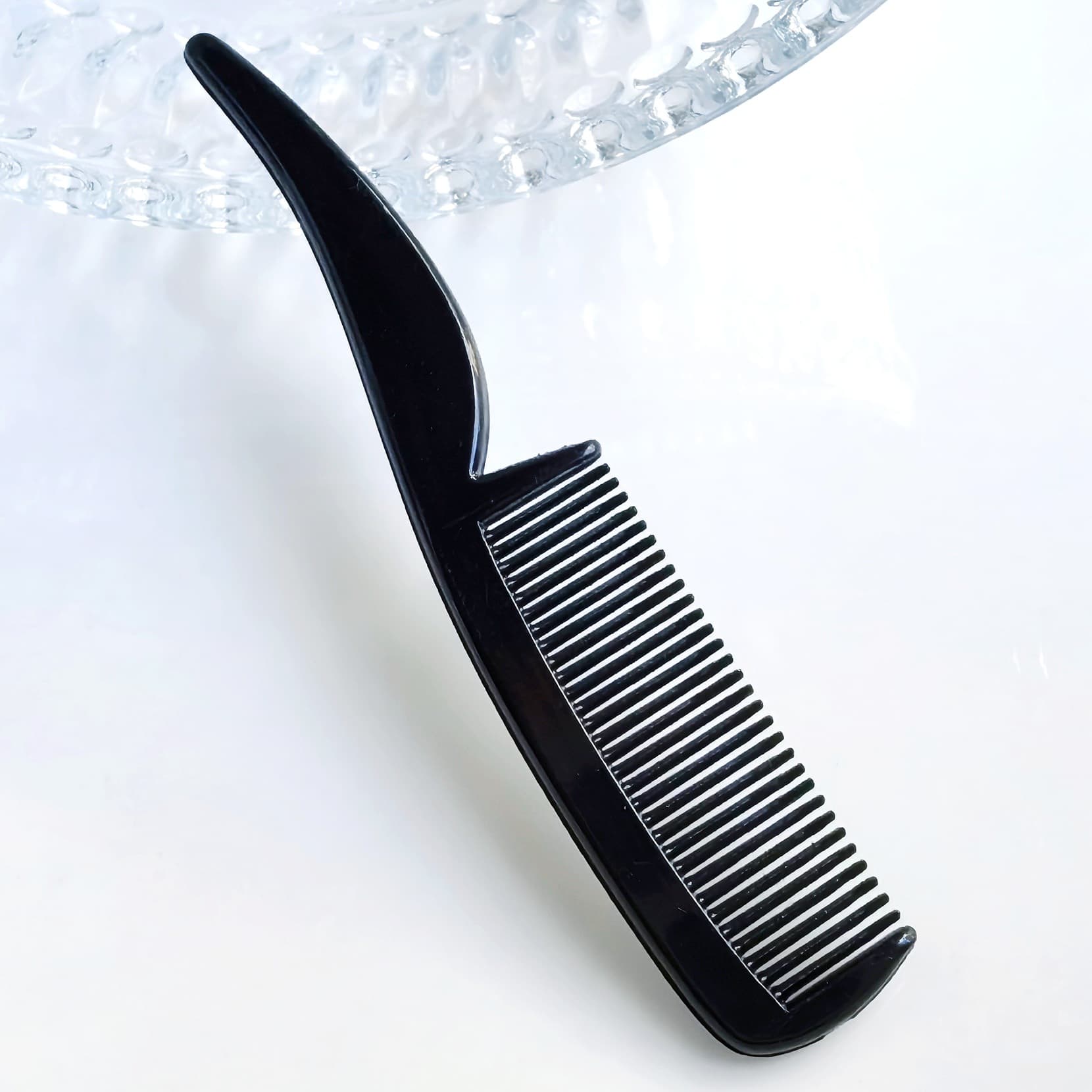 Small eyebrow comb, eyelash comb, mini eyebrow comb, small 7.3CM fishtail eyebrow brush, eyelash comb, eyebrow comb