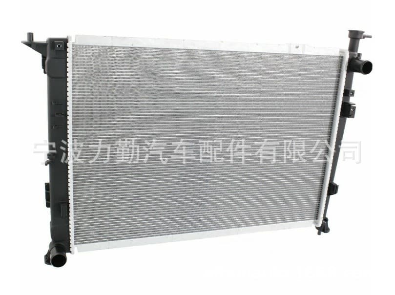 97606-D5000 97606-D5500 25310C6500 25310-D3500 Car Radiator