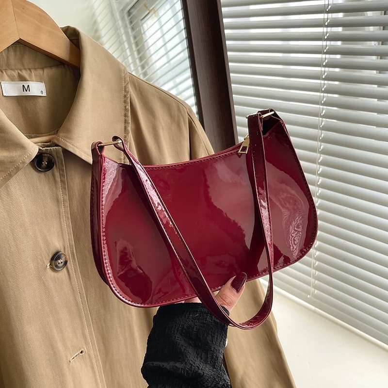 Spring New Women's Shoulder Bag Stylish Baguette Underarm Bag Niche Retro Simple Versatile Handbag Wholesale