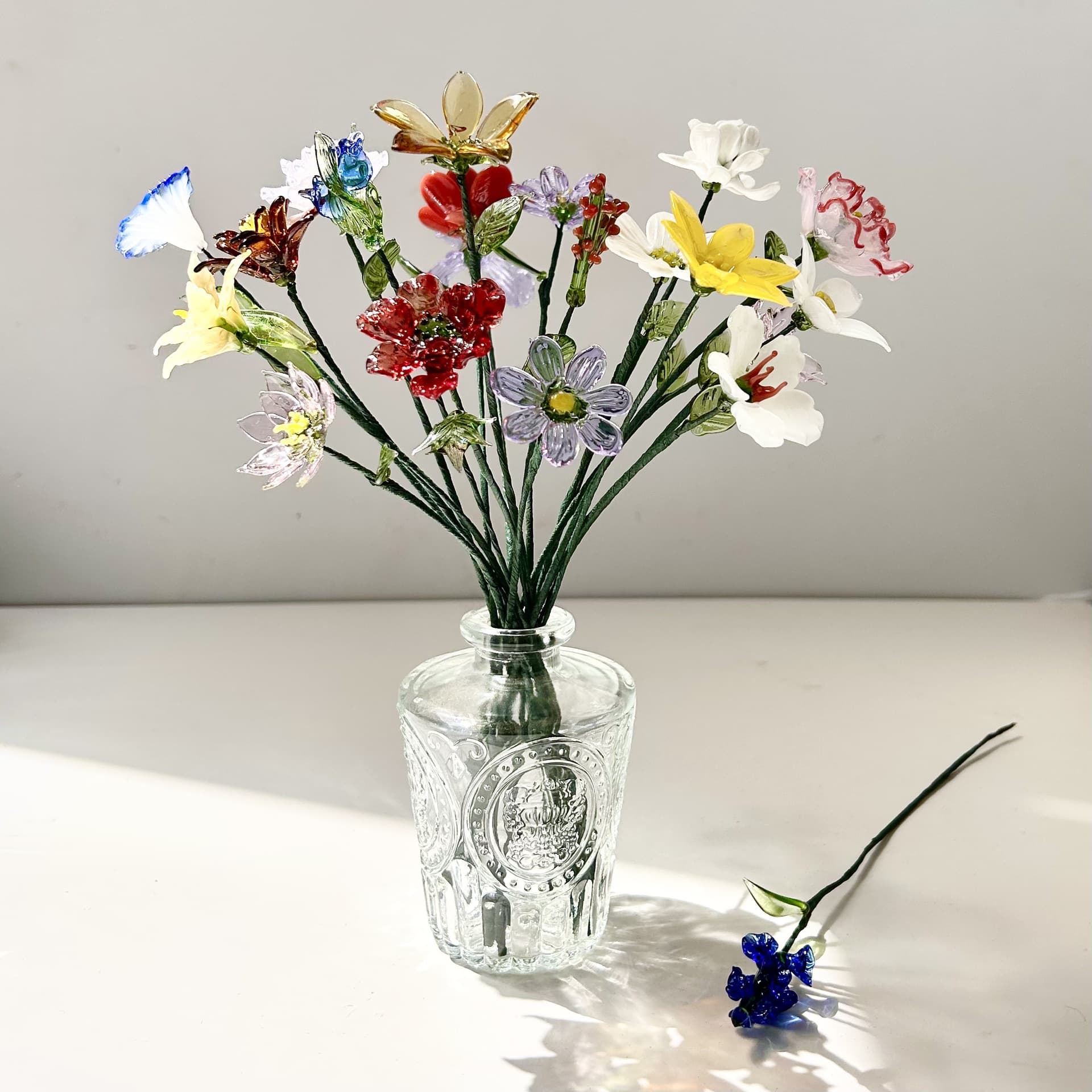 Zibo Glazed Handmade Birth Flower Wire Simulation Desktop Vase, French Vintage Home Decoration Wholesale