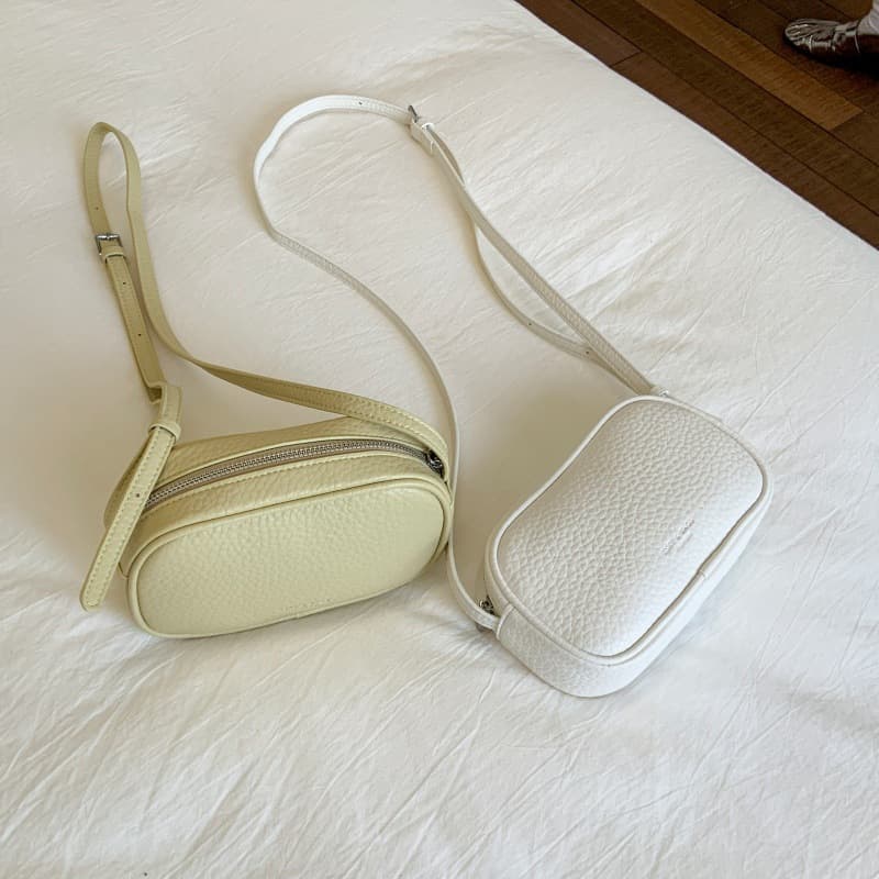 Casual, Simple, Stylish, Trendy Pillow Bag, 2025 Summer New Style, Stylish Women's Personalized Shoulder Crossbody Bag