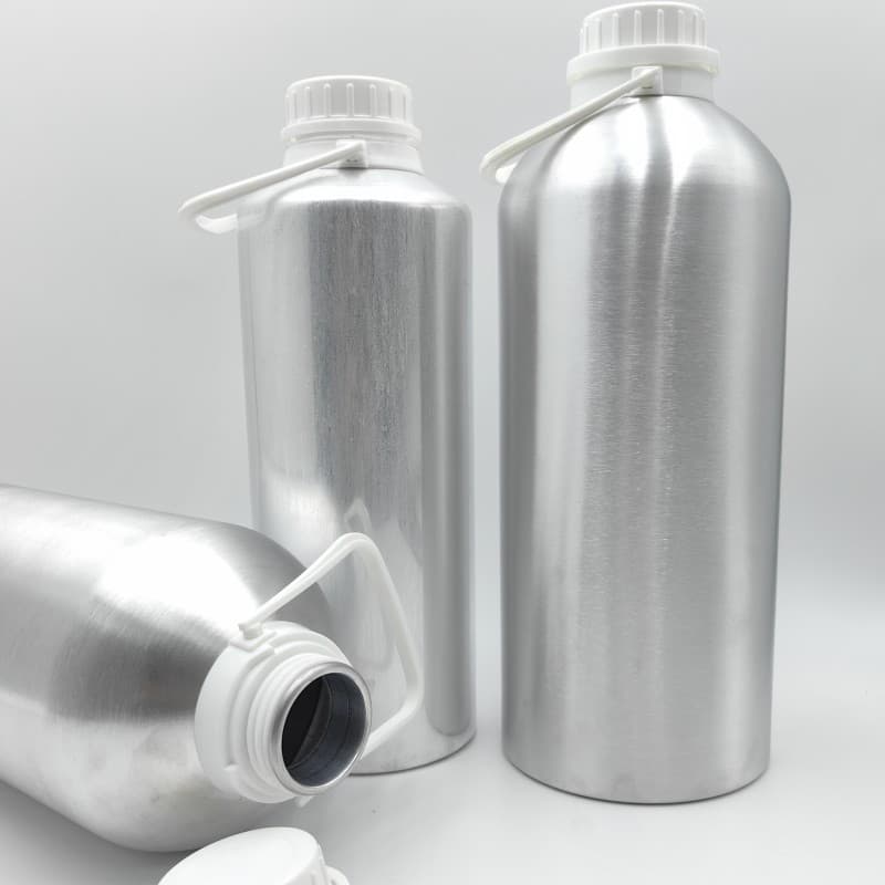 Source factory goods 2L 3L 4L matte anti-theft cap aluminum bottles for essential oil diffusers, lotion, hair mask refill containers