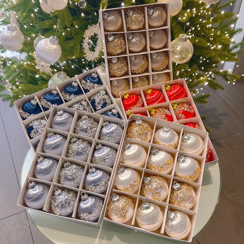 Hromeo Premium Trendy Christmas Ball Ornaments for Tree Decoration Silver White Red Champagne 2024 New