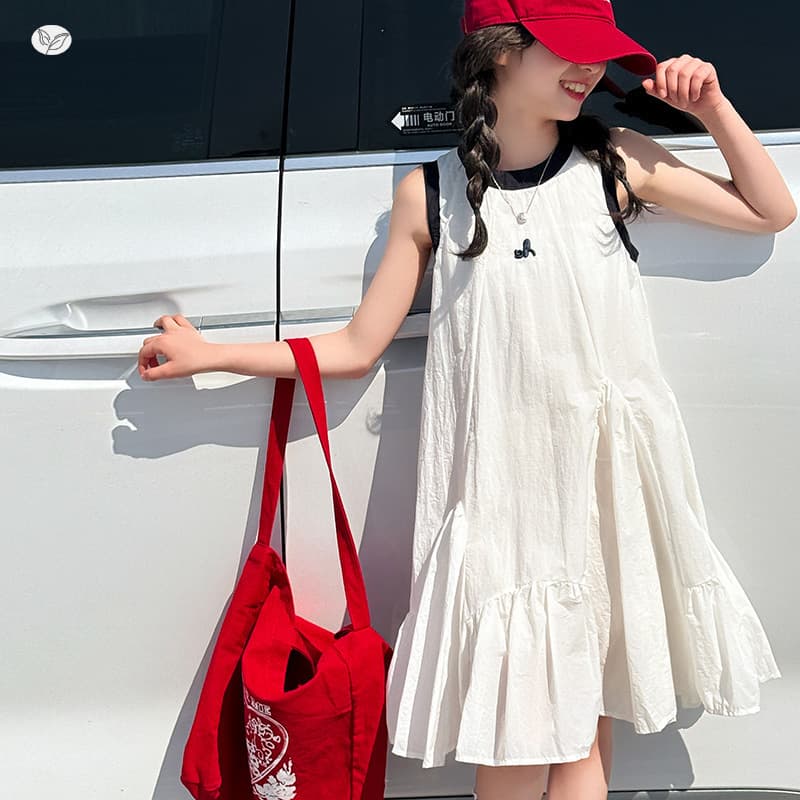 Girls' Skirt 2025 Summer New Sleeveless Dress for Older Children, Halter Neck Princess Dress, Thin Trendy Girl's Dress