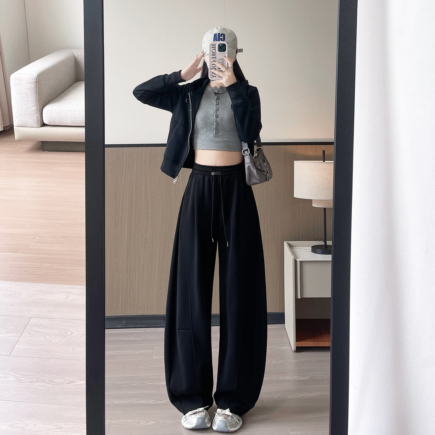 Black wide-leg pants for women 2026 new autumn casual sweatpants for small people loose lazy style scimitar sweatpants