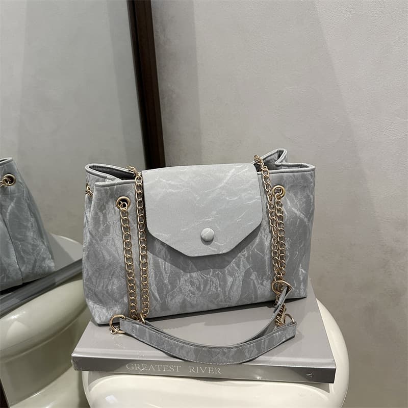 Women's Bags 2025 Spring and Summer New Chain Shoulder Underarm Bag Large Capacity Fashion Commuting Crossbody Tote Bag for Women