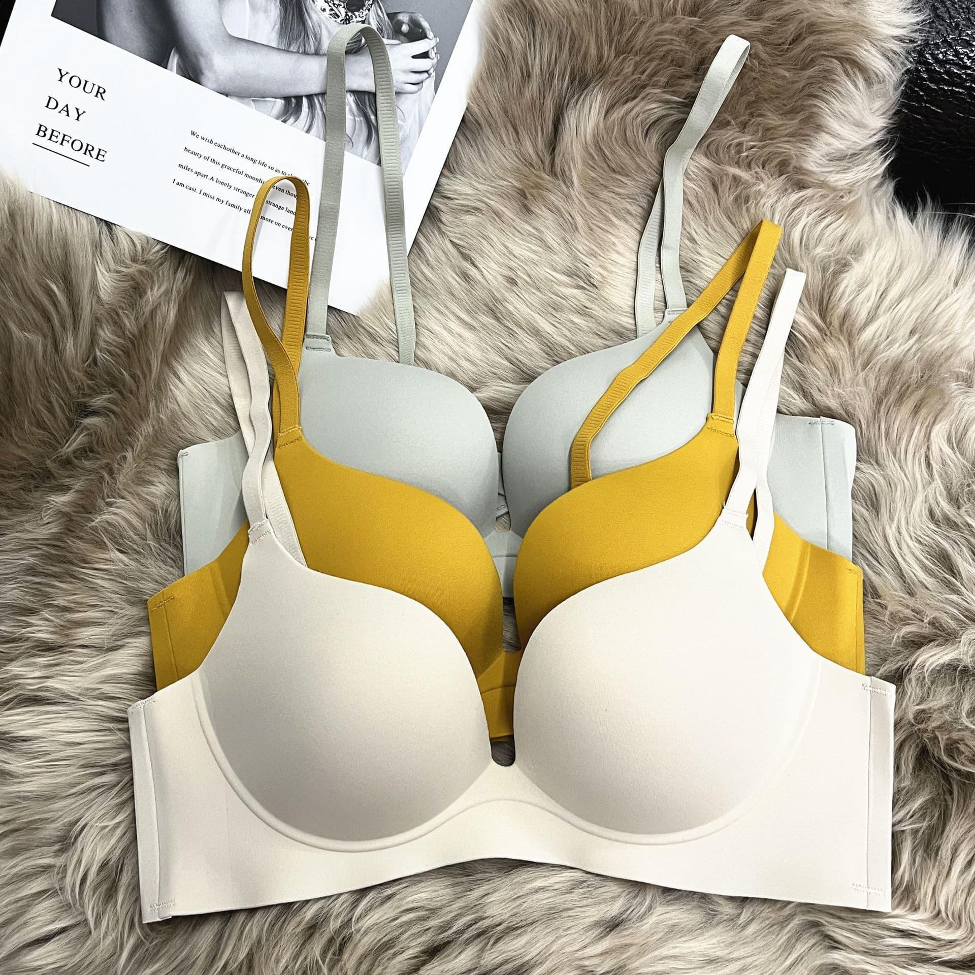 High-Quality Sexy Seamless One-Piece Back Beauty Bra for Women, Push-Up Enhances Small Bust, Side Boob Control, Wire-Free Bra