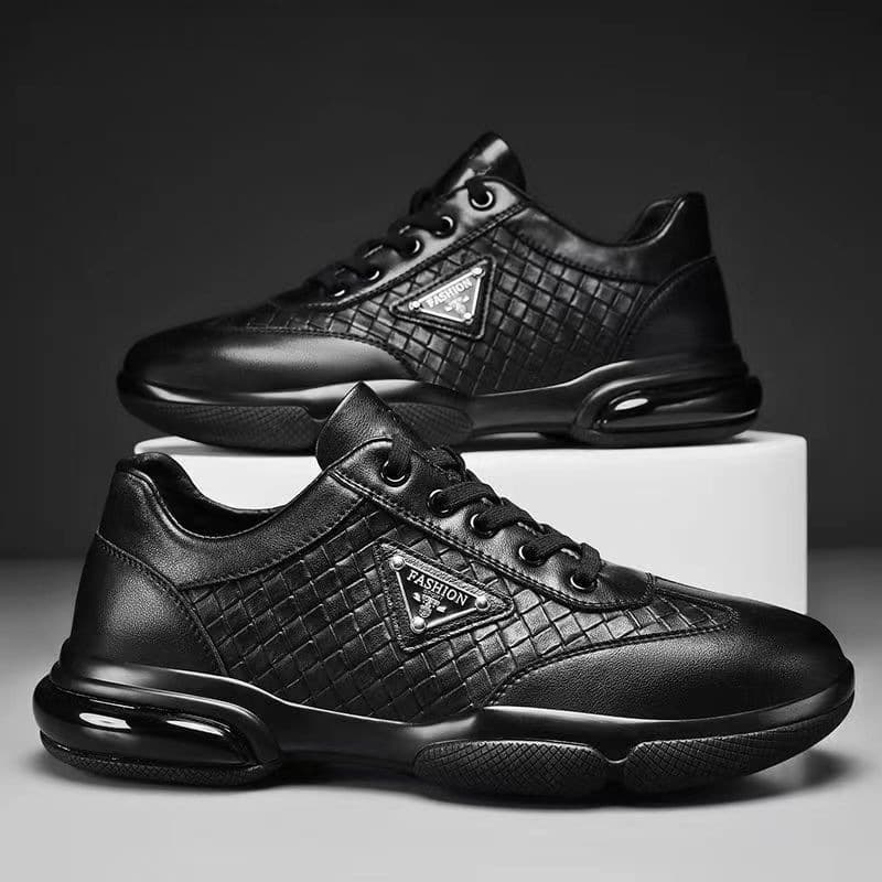 Men's New Breathable Leather Sneakers, Trendy and Versatile Casual Shoes, Low-Top Lace-Up Black Work Shoes