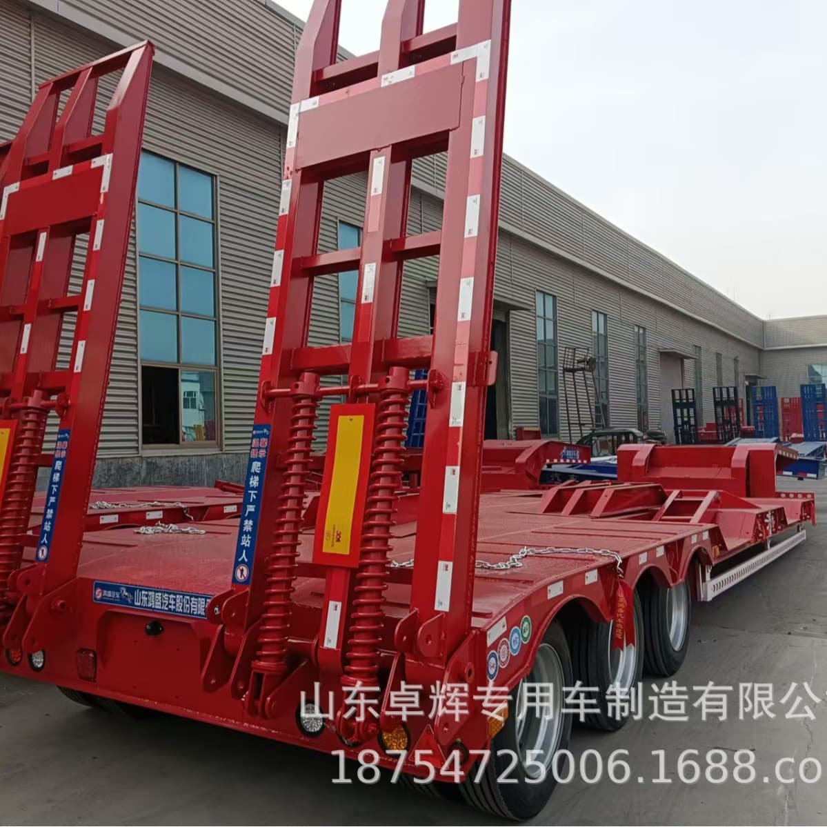 Factory direct supply low-bed semi-trailer, 13-meter heavy-duty excavator board semi-trailer, engineering machinery transport semi-trailer