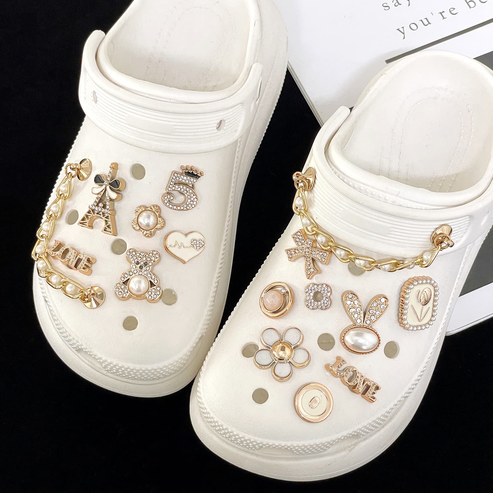 Cross Border DIY Accessories Versatile Crocs High-End Rhinestone Pearl Chain Bear Bow Crocs Shoe Charms