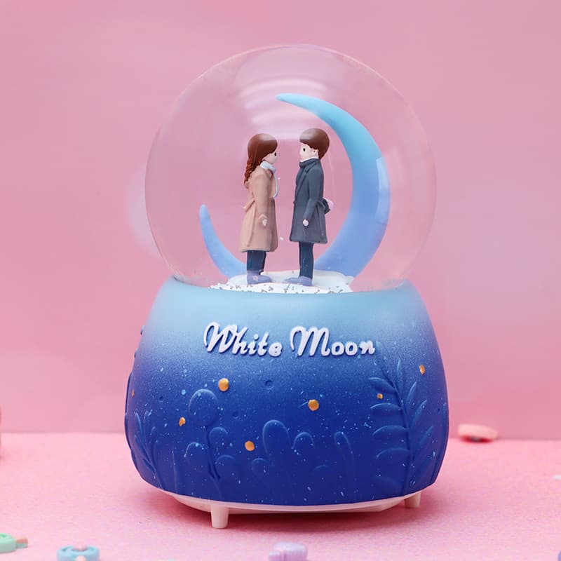 Romantic surprise white moonlight crystal ball music box glowing snow music box gift for girlfriend to express love surprise