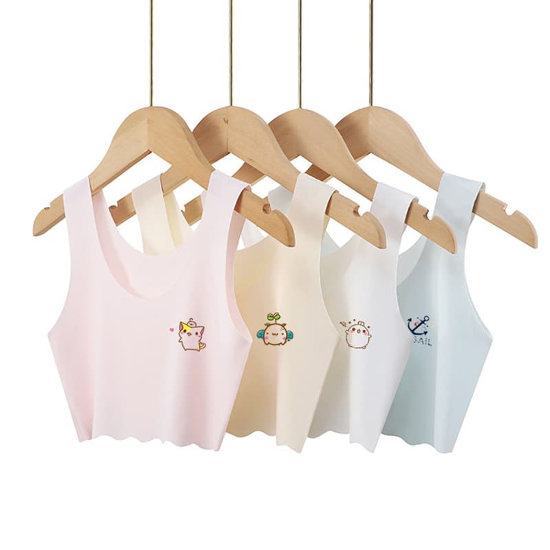Seamless, Silk-Like Camisoles for 7-14 Year Old Girls in Development Phase, Summer Thin Styles to Prevent Nipple Show