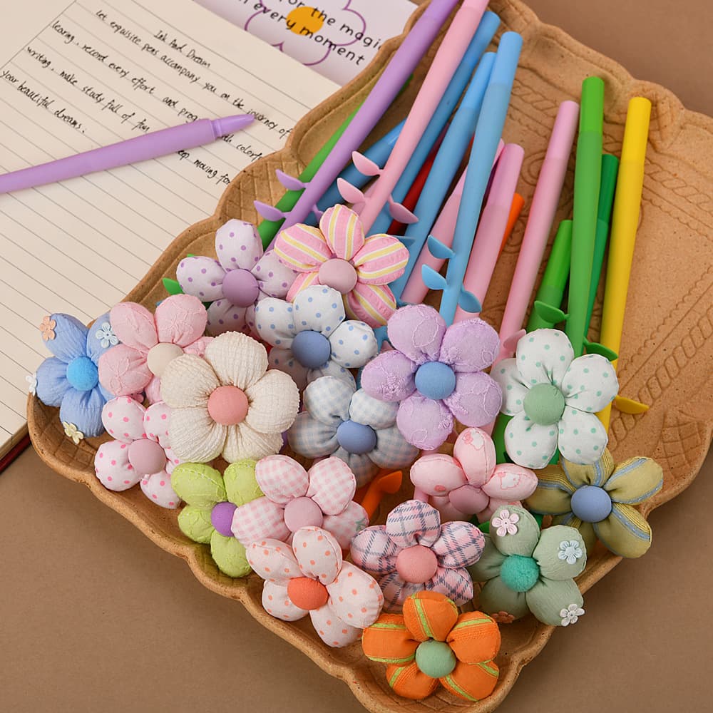 Cross-Border Wobbly Flower Pen, Rustic Colorful Flower Silicone Gel Pen, Knitted Fabric Flower Stress Relief Pen Wholesale