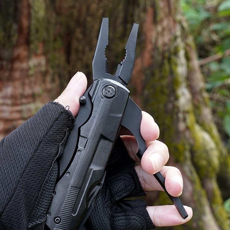 Multi-functional folding pliers, household screwdriver bits, EDC (Everyday Carry) combination repair tool pliers, outdoor camping portable pliers