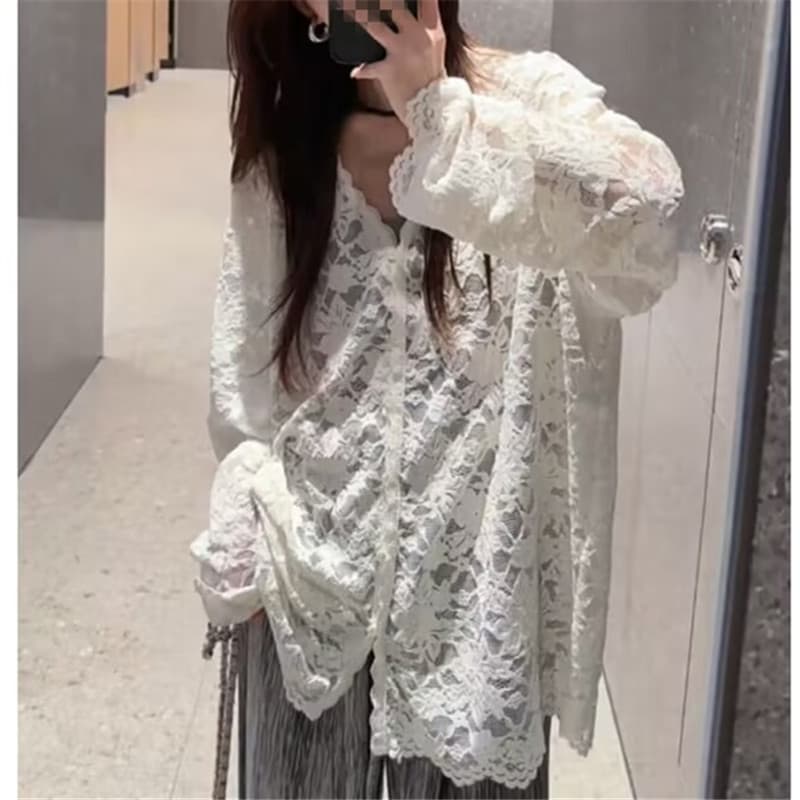 Gentle Style V-Neck Hollow Crochet Long-Sleeved Lace Shirt for Women 2025 Autumn Fashionable Shirt Top
