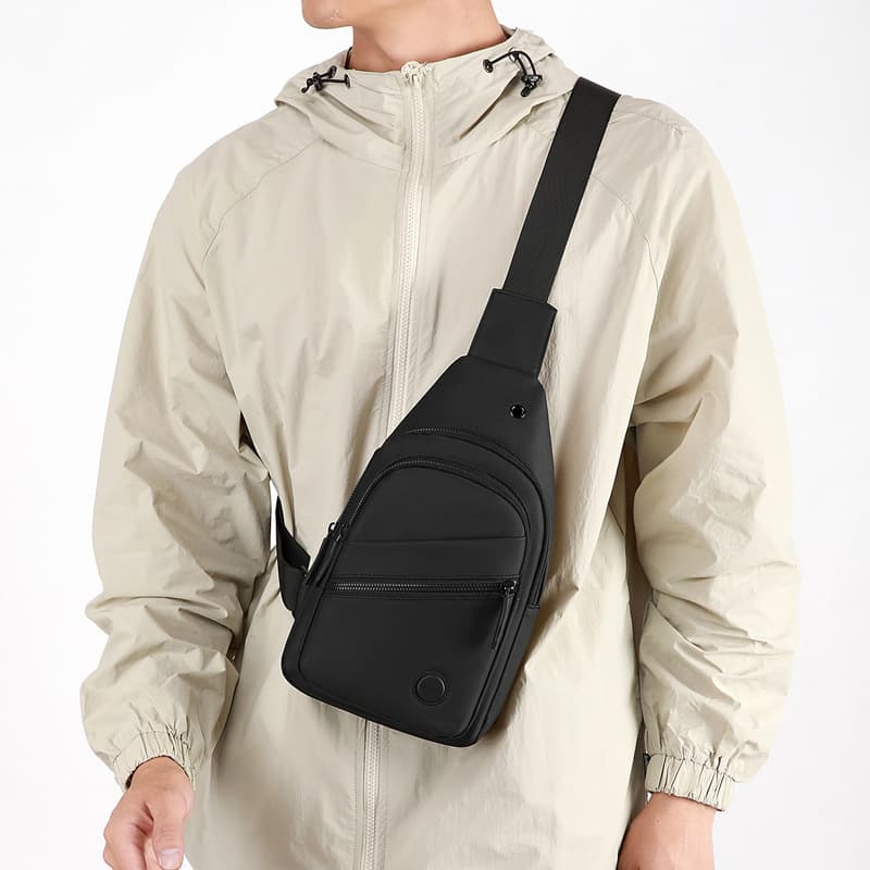 New outdoor chest bag niche high-end men's crossbody bag fashionable shoulder bag men's multifunctional cycling bag wholesale