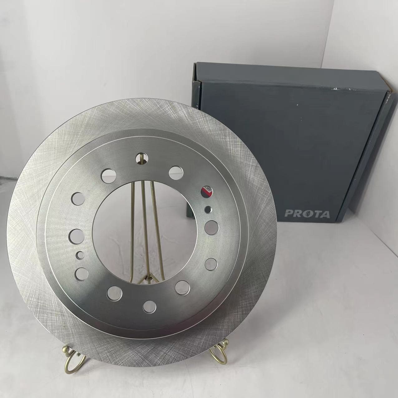 Brake disc 4243160311 is suitable for Toyota Land Cruiser Prado SUV/Lexus GX.