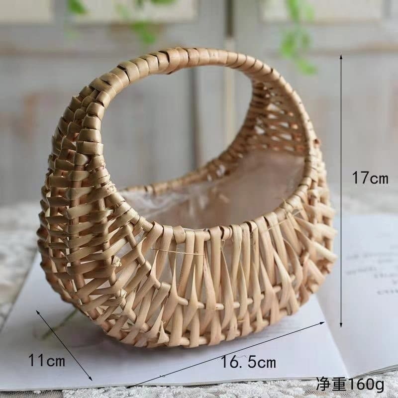 Cross-border rattan hand-held flower basket, pastoral style flower basket, wedding souvenir storage basket, decoration small flower basket