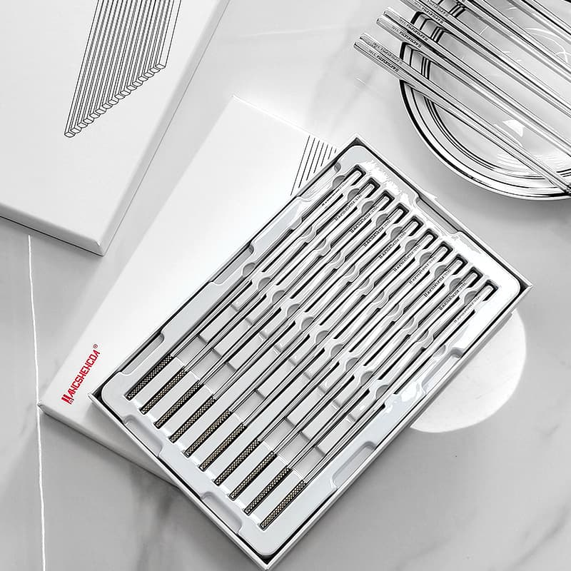316 Stainless Steel Chopsticks Set Premium Home Square Metal Cutlery Trendy Chopsticks 10-Piece Gift Box