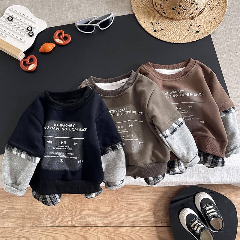 Boys' Early Autumn Suit 2026 New Spring and Autumn Spliced Round Neck Sweater Long Sleeve Two-piece Set Western Style Children's Clothing Trend