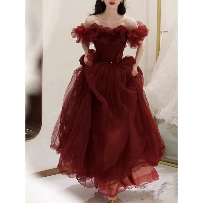 2026 New Women's Evening Gown High-Sense Adult Ceremony Red Wedding Dress Runaway Princess French-Style Toast Dress Bride
