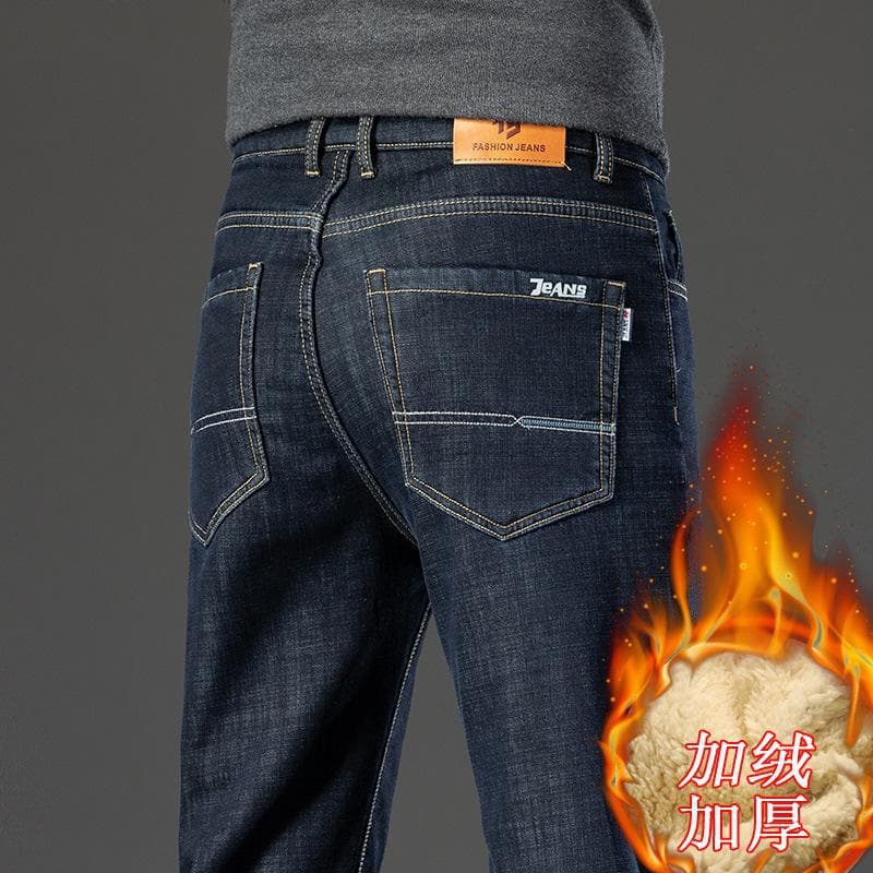 Fleece-lined men's jeans, winter loose straight-leg style, thickened for warmth, casual men's trousers.