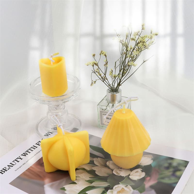 Creative Desk Lamp Heart Perfume Bottle Smokeless Soy Wax Home Decorative Ornament Birthday Wedding Ambiance Decoration