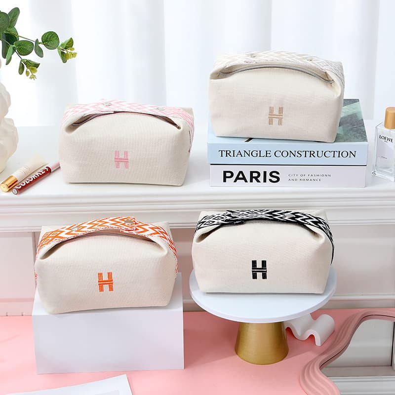 Portable Women's Cosmetic Storage Bag Canva Handheld Makeup Box Travel Toiletry Bag H Home Rice Box Wholesale