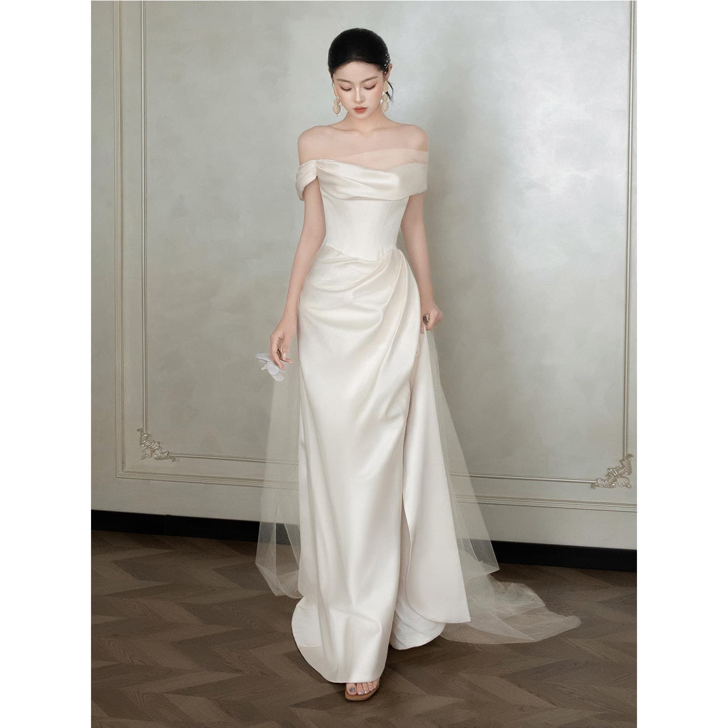 French One-Shoulder Light Wedding Dress for Women, Satin Simple High-End Feel, Going-Away Dress, Forest-Themed Morning Robe, Bride Engagement Skirt