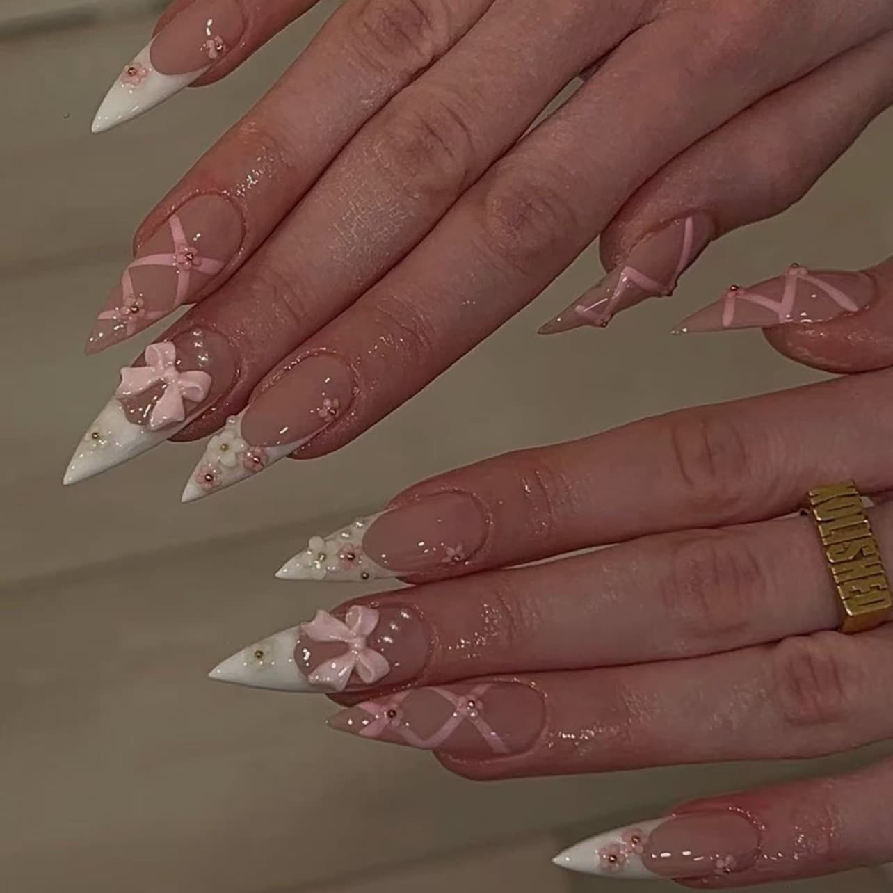 Cross-border European and American French Wearable Short Flower Rhinestone Bow Nail Tips Press-on Fake Nails Wholesale