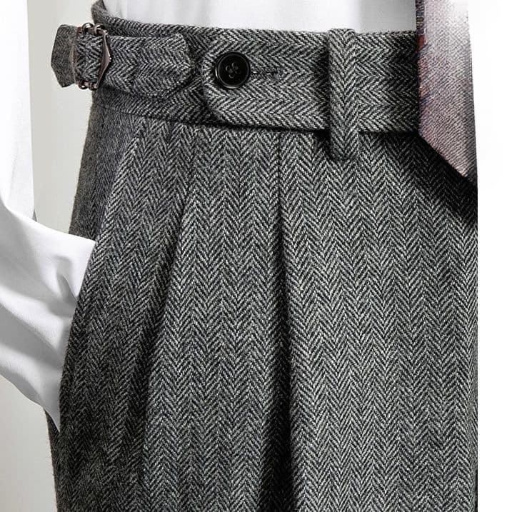Men's straight-leg trousers, 2025 style, grey, slim-fit, high-waisted, double-pleated, casual black tweed pants.