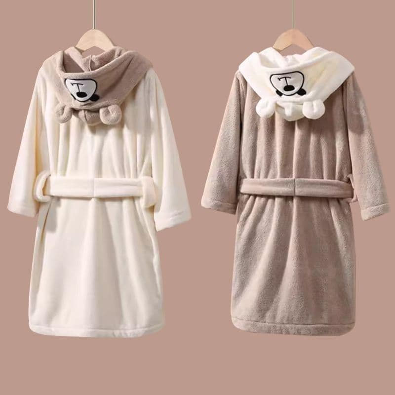 Coral Velvet Bear Embroidered Bathrobe, Cute, Thickened, Soft, Absorbent, Anti-Shedding, Kids Hooded Bath Towel
