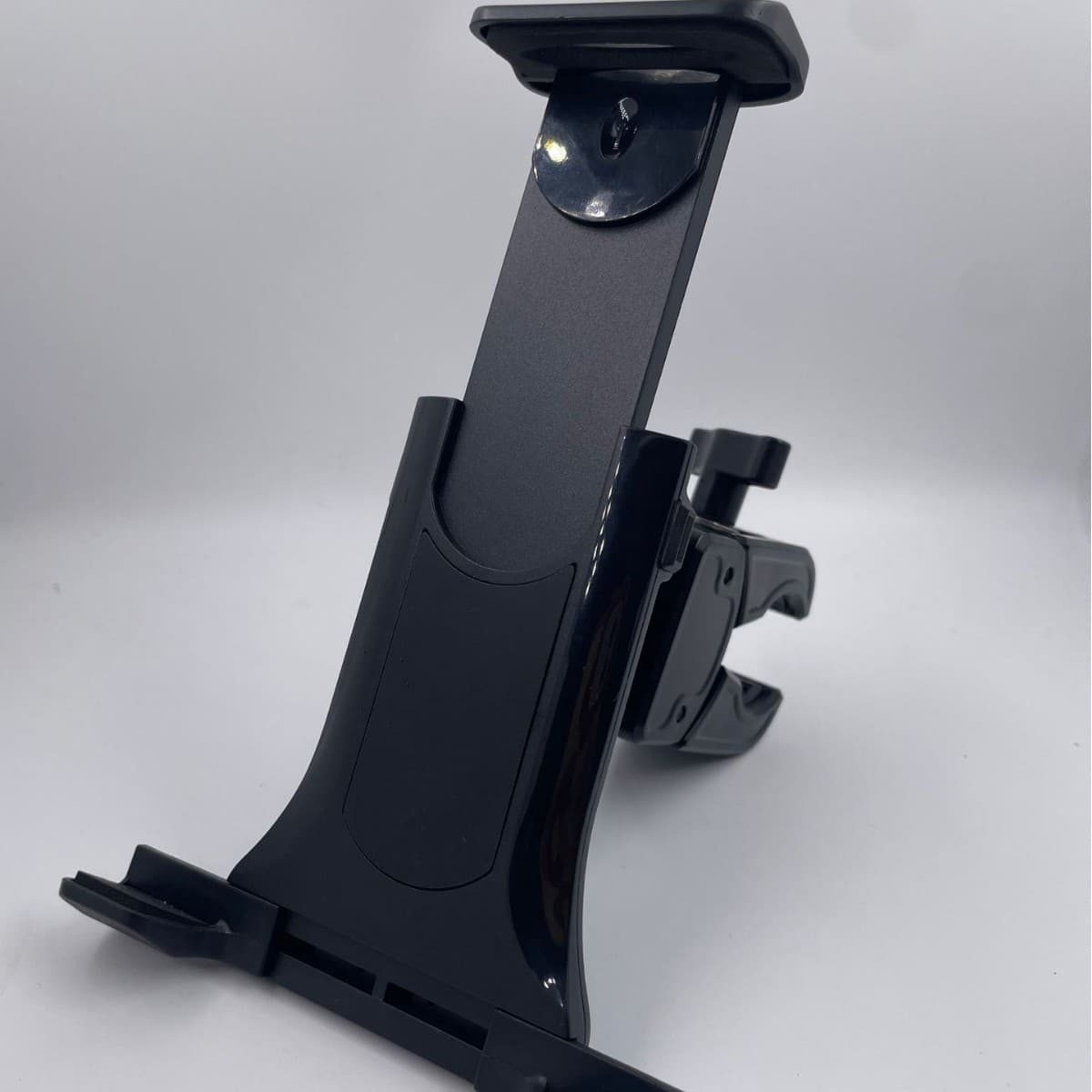 Motorcycle stand desktop mobile phone holder live broadcast mobile phone clip treadmill mobile phone holder vigorously clamp mobile phone holder